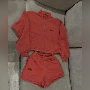 SET ACTIVE HALF ZIP AND SWEAT SHORTS FAME